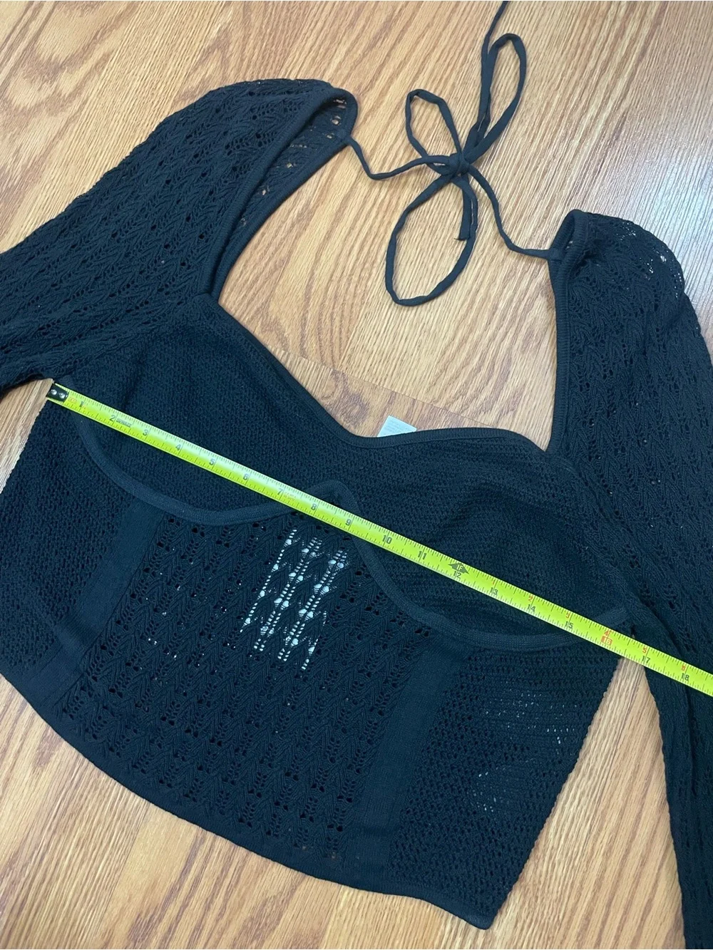 H&M Black Crochet Knit Tie-Back Long Sleeve Crop Top Size L